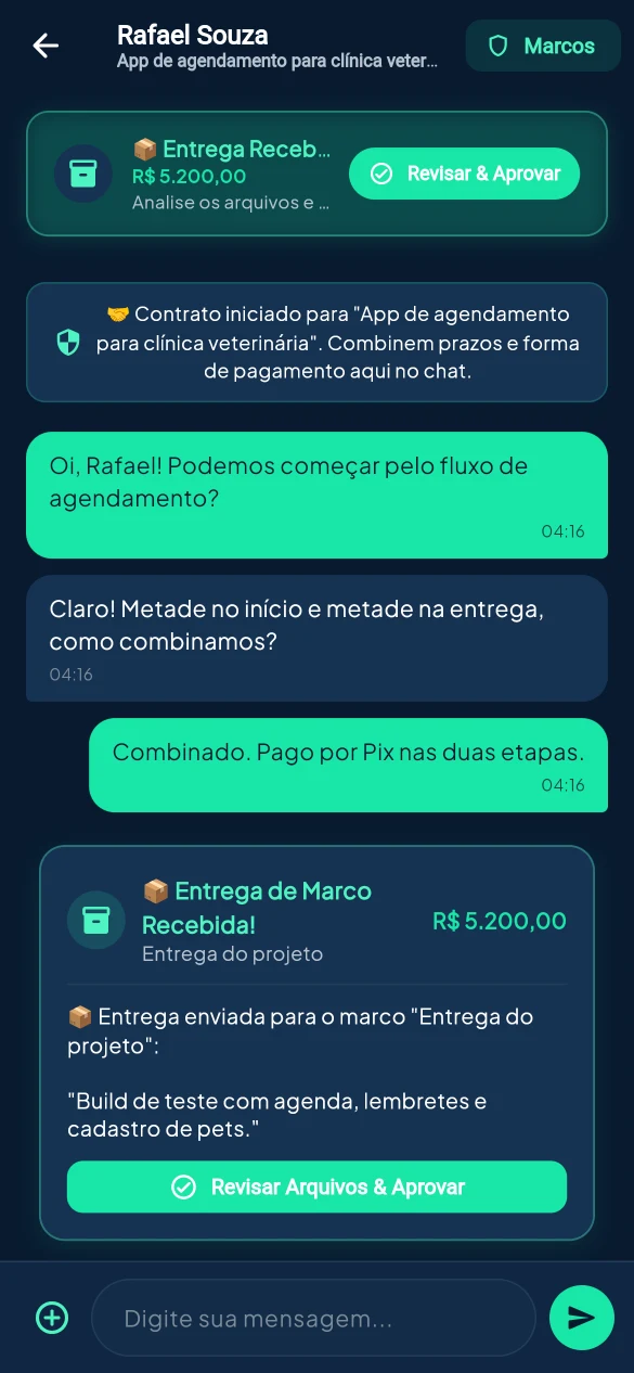 Chat do contrato com a entrega recebida e o botão Revisar e Aprovar